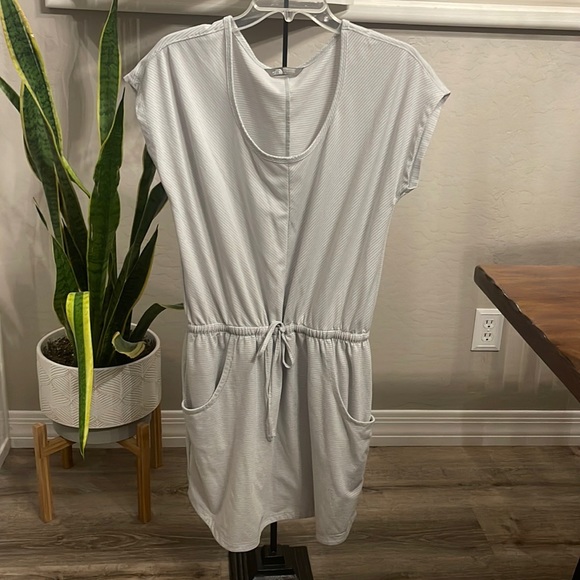 The North Face Dresses & Skirts - The North Face size large, women’s dress. Drawstring waist and comfy pockets.